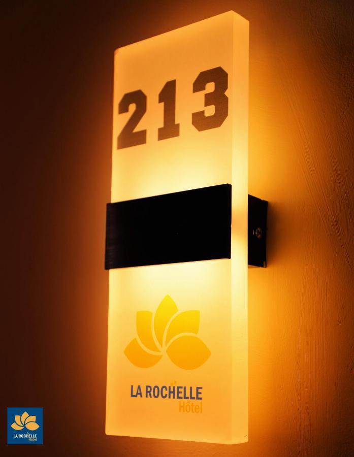 Yaoundé La Rochelle Hotel מראה חיצוני תמונה